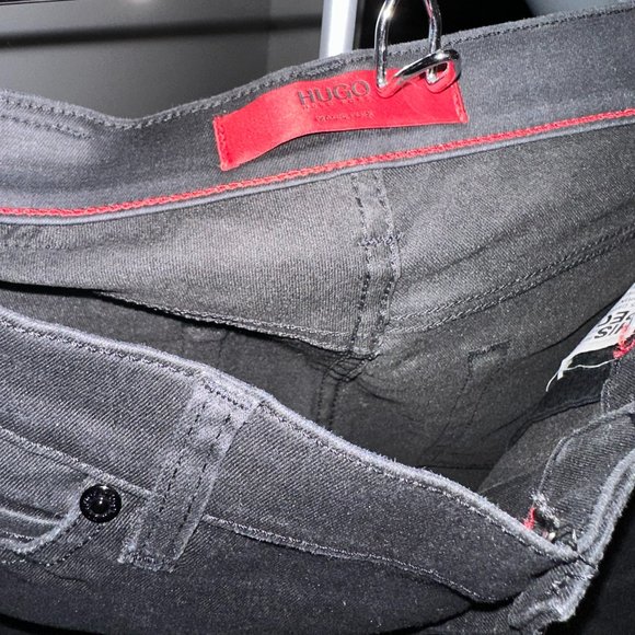 Black Hugo Boss Jeans, size 28 - Picture 2 of 5